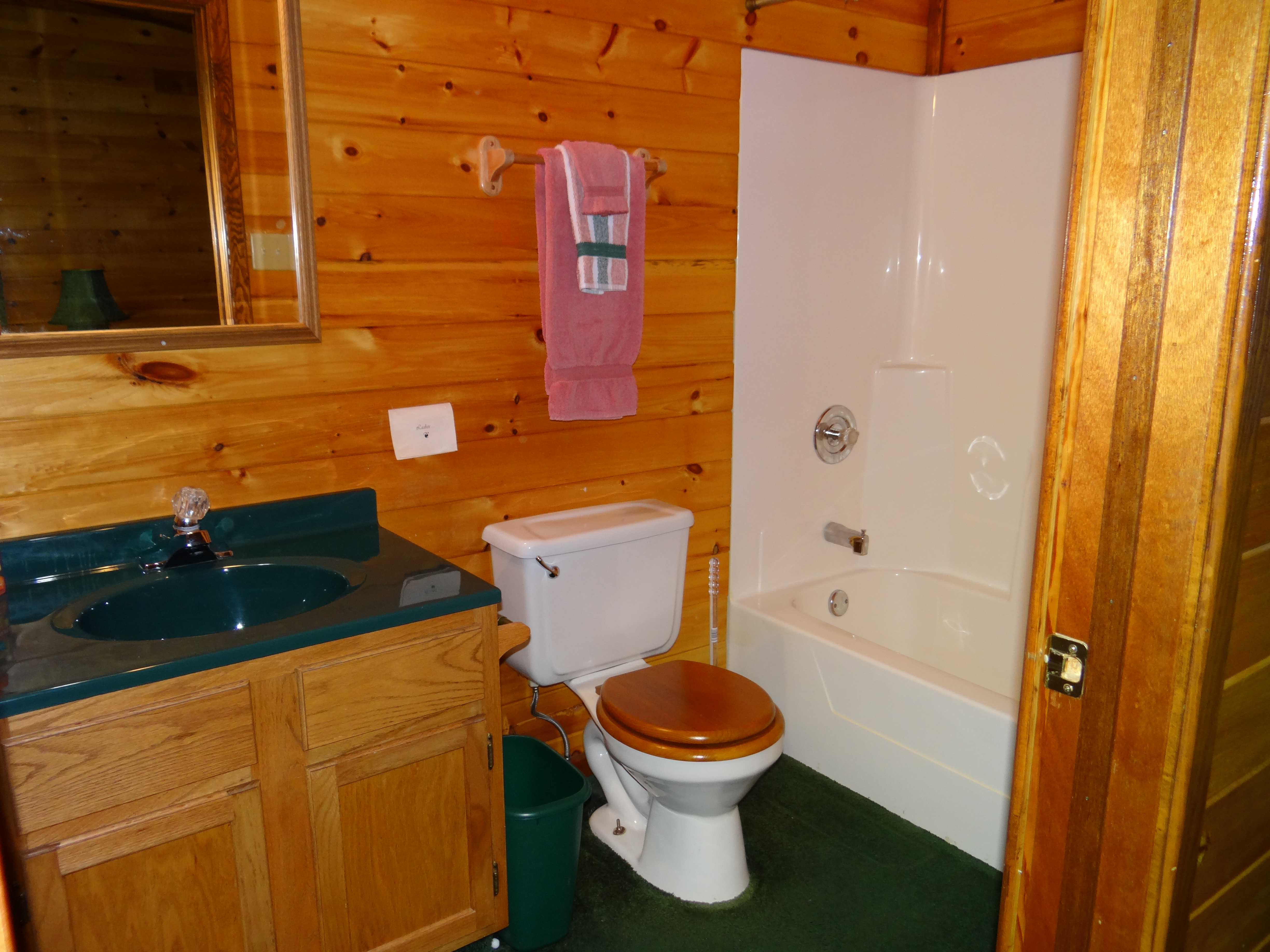 Cabin #8 - Bathroom